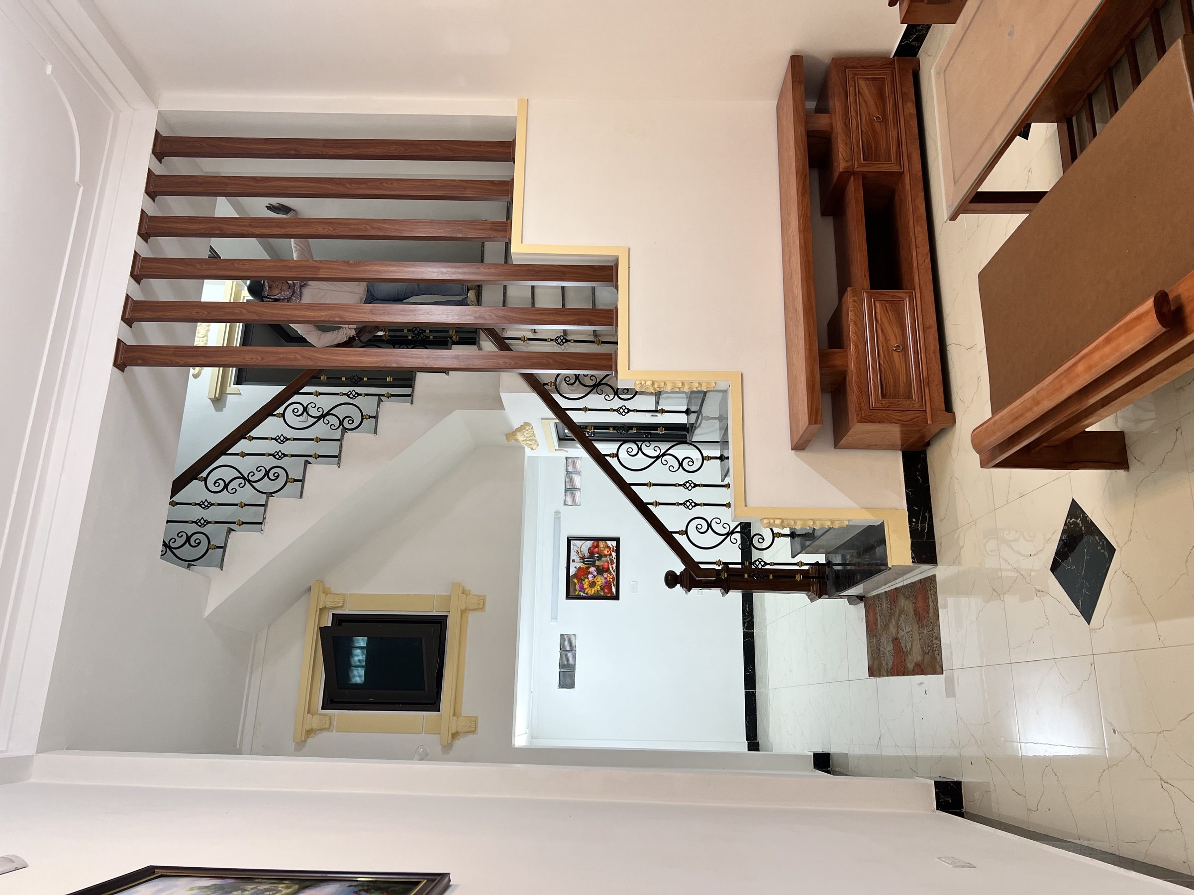 BÁN NHÀ :ĐỒNG KỴ TỪ SƠN ,GẦN CỘT ĐỒNG HỒ
SÁT TRƯỜNG ĐẠI HỌC TDTT.TIỆN ÍCH ĐẦY ĐỦ
