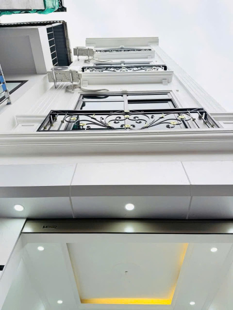 Bán nhà 82 5 5.4 8.8 tỷ, ô tô chạy qua, Đông Mỹ, Thanh Trì