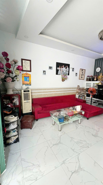 BÁN NHÀ TTTP 3 TẦNG HẺM TỐ HỮU GẦN CHỢ ĐỒNG NAI PHƯỚC HẢI 

Giá: 3ty5 ( thương lượng)
Liên hệ :