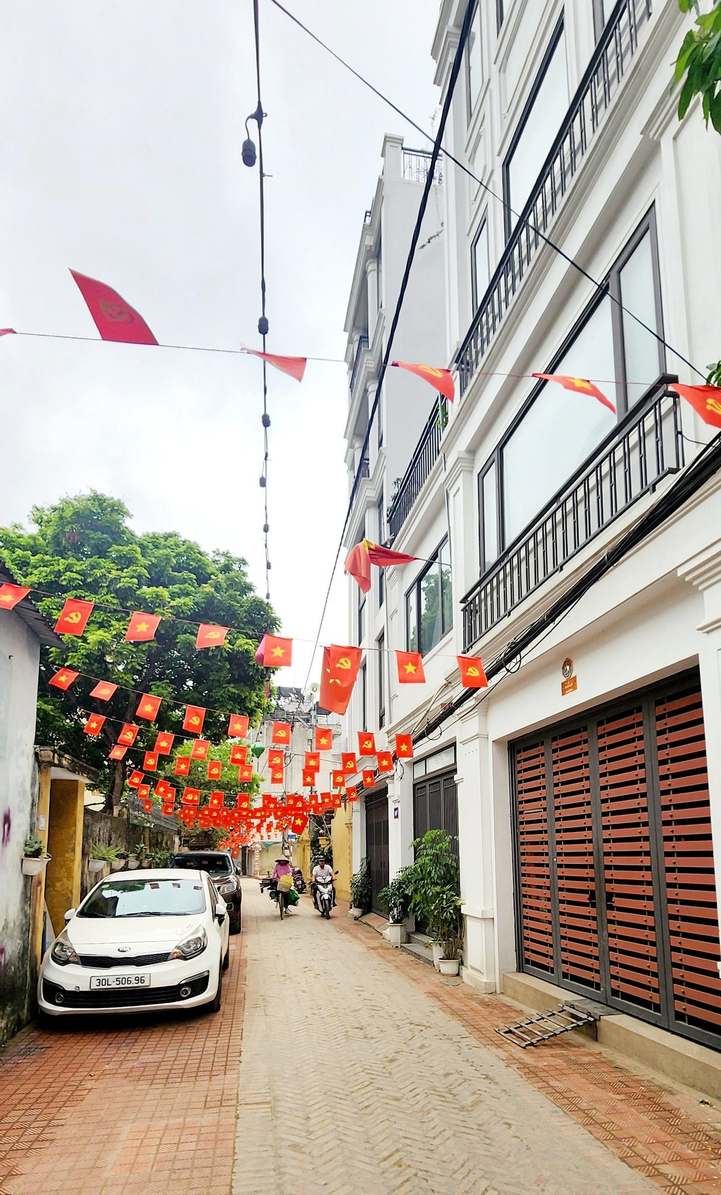 Bán đất 50m² full thổ cư ngang 7,3m giá 11,5 tỷ tại Đường Đông Ngạc Phường Đông Ngạc