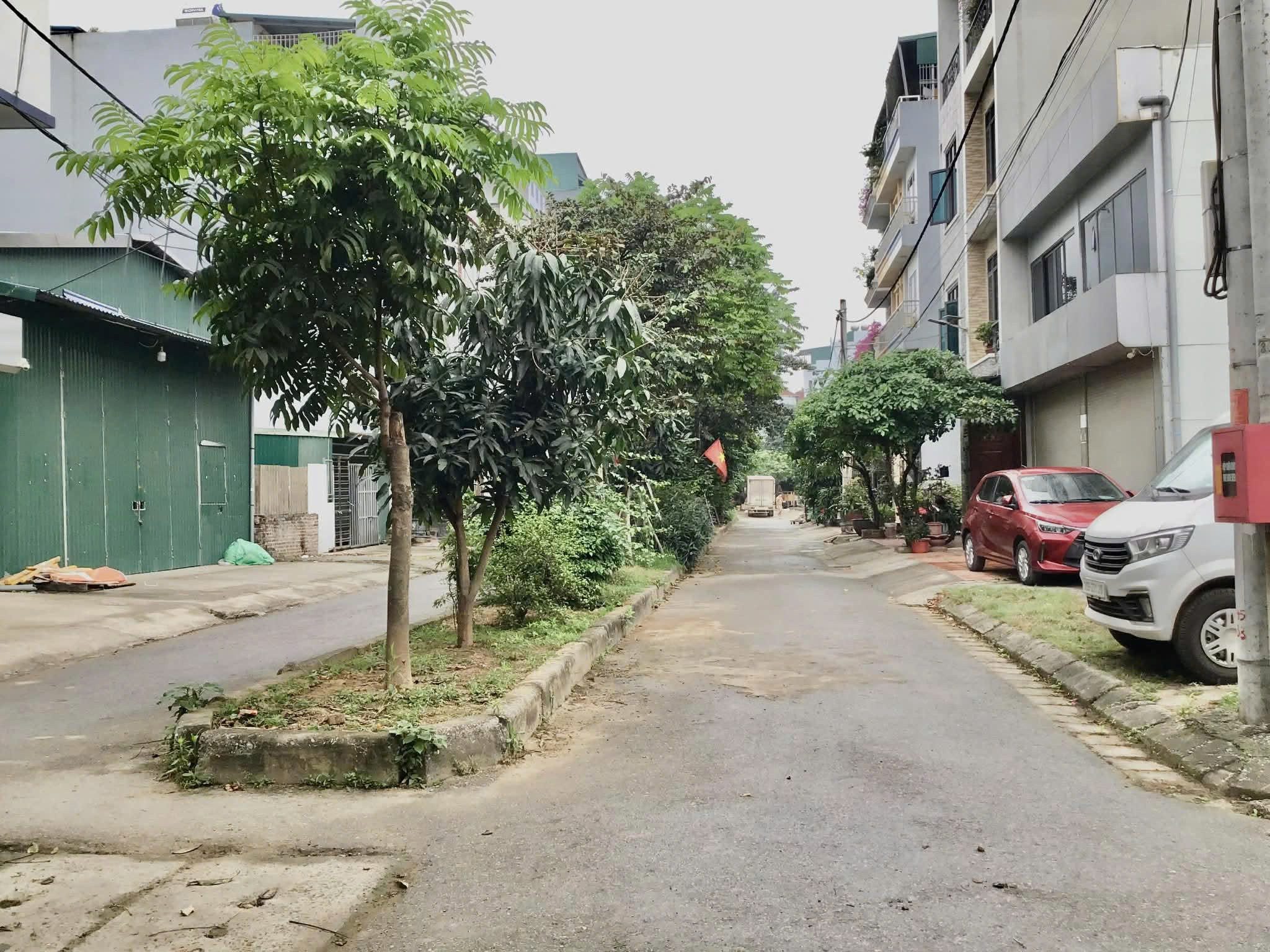 Bán Đất Đông Ngạc Phân Lô. Vỉa Hè. Ô Tô Tránh Cạnh BV Nam Thăng Long. 120m MT 7.2m - 29.5Tỷ