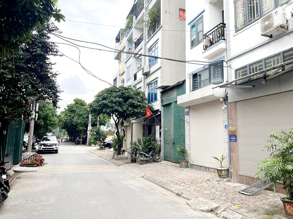 Bán đất 40m² full thổ cư ngang 3,3m giá 11.5 tỷ tại Đường Đông Thắng Phường Đông Ngạc