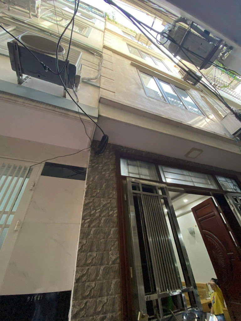 Cho thuê nhà ngõ 108 Đông Thiên, 5 tầng x 30m2, 3 ngủ, 8.5 Triệu