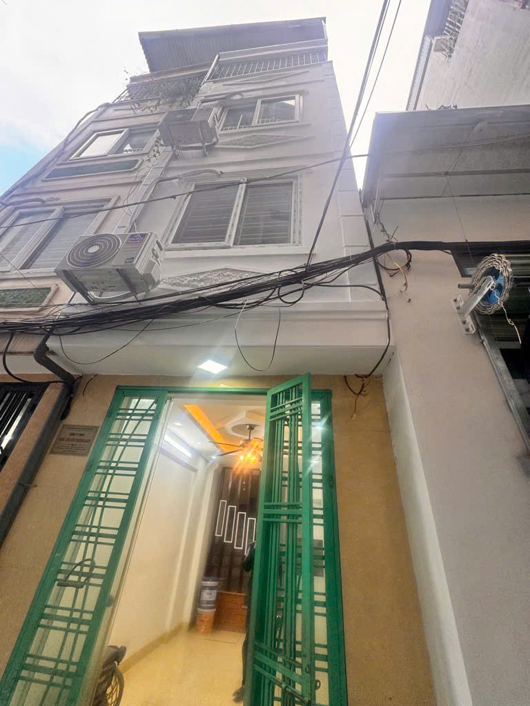 Cần Bán Nhà Đông Thiên, 23m 4 Tầng 3 Ngủ, Giá 3.2 Tỷ Sổ Chung Phôi Riêng