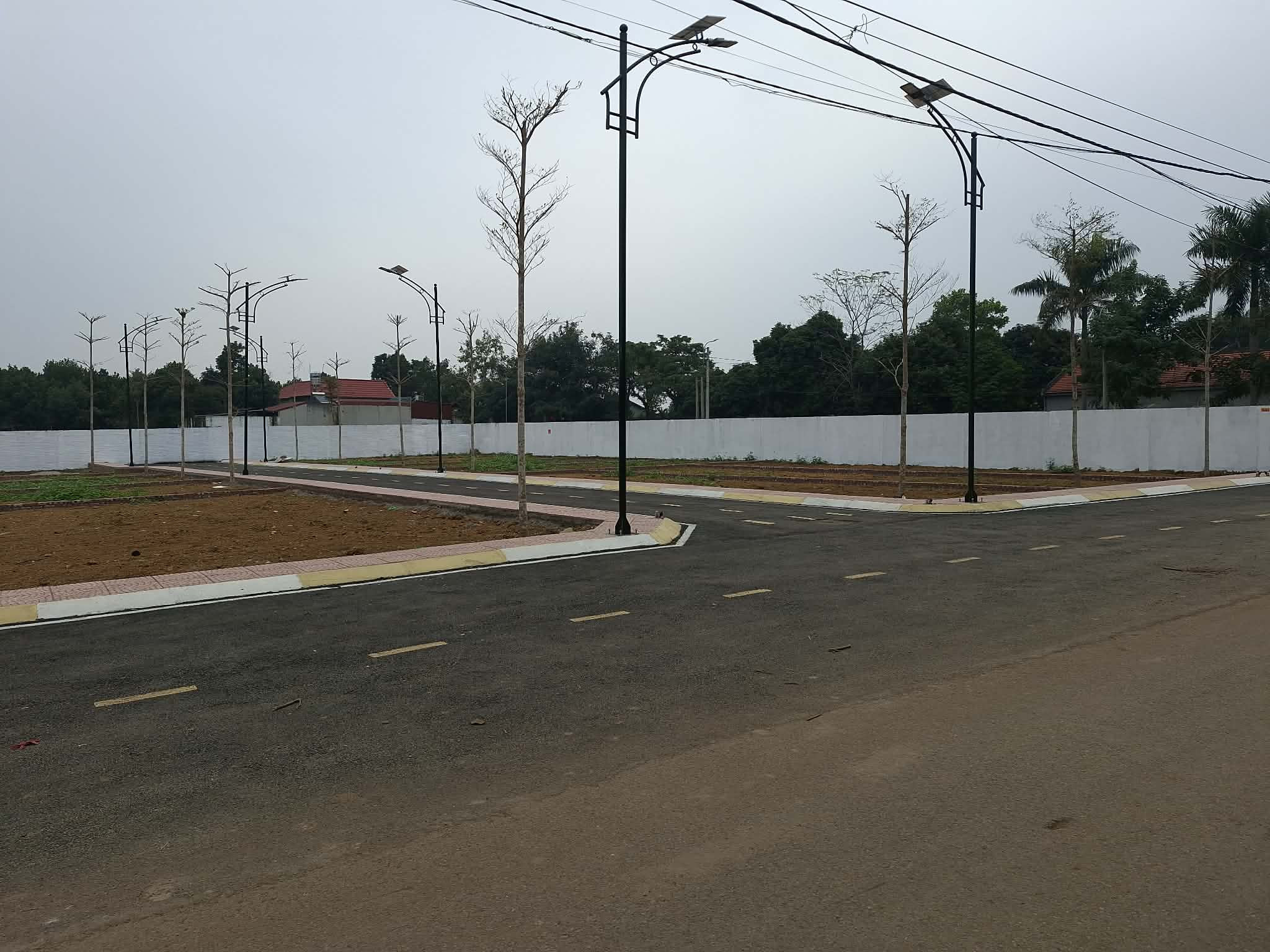 Bán đất 100m² full thổ cư ngang 8m giá 4.1 tỷ tại Đường Đồng Trạng Xã Đoài Phương