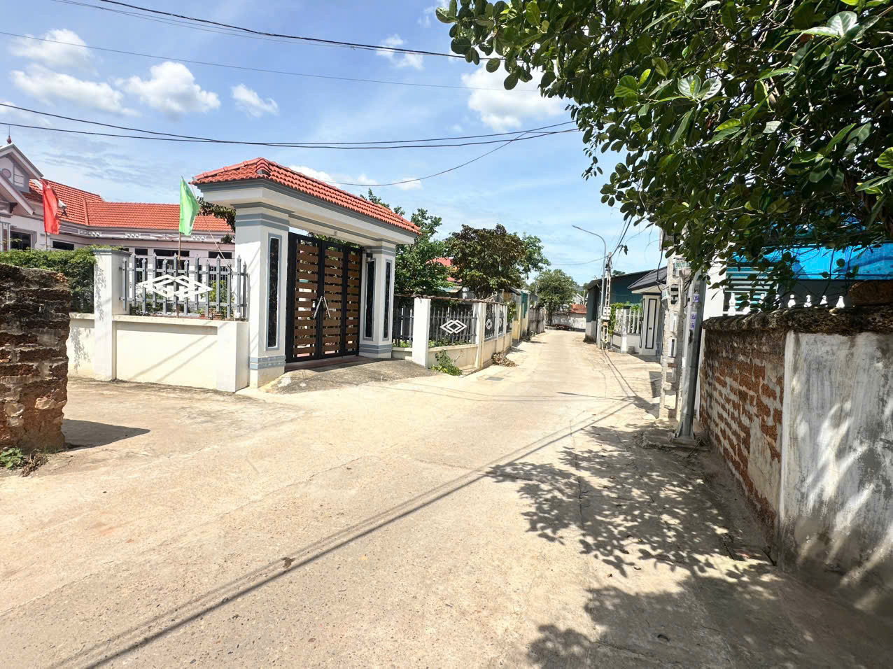 CHÍNH CHỦ CẦN BÁN LÔ ĐẤT ĐẸP – XÃ ĐOÀI PHƯƠNG HÀ NỘI GẦN TRƯỜNG ĐẠI HỌC QUỐC GIA