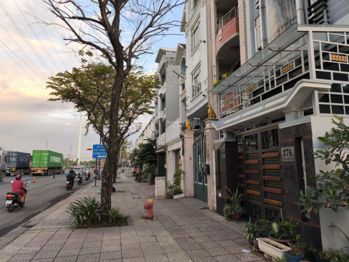 Giảm sốc chỉ 4.5TỶ sở hữu ngay lô đất tại mặt tiền Đồng Văn Cống, ngay TTHC Thủ Đức