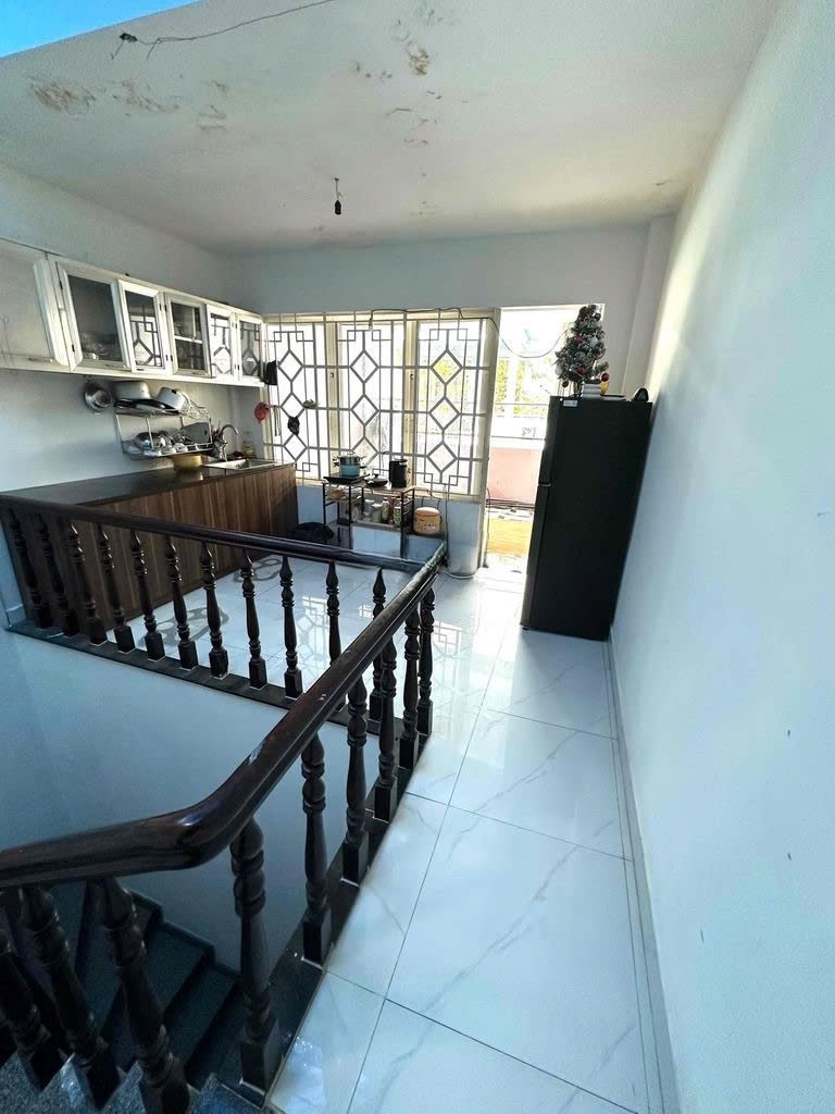 Nhận thêm Phan Xích Long PN, nhà chủ gửi 3.2 tỷ TL