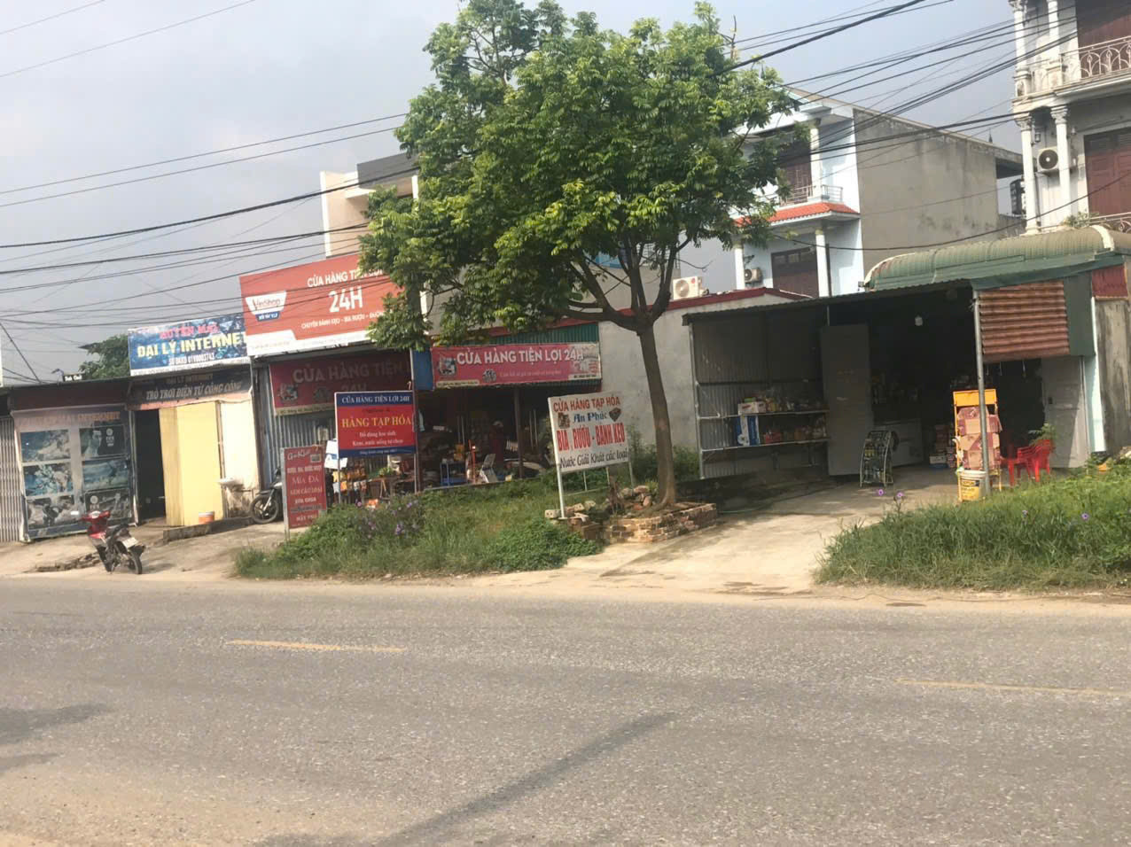 Bán Đất Mặt đường 412B Đông Yên, QUốc Oai, 125m2 full thổ cư