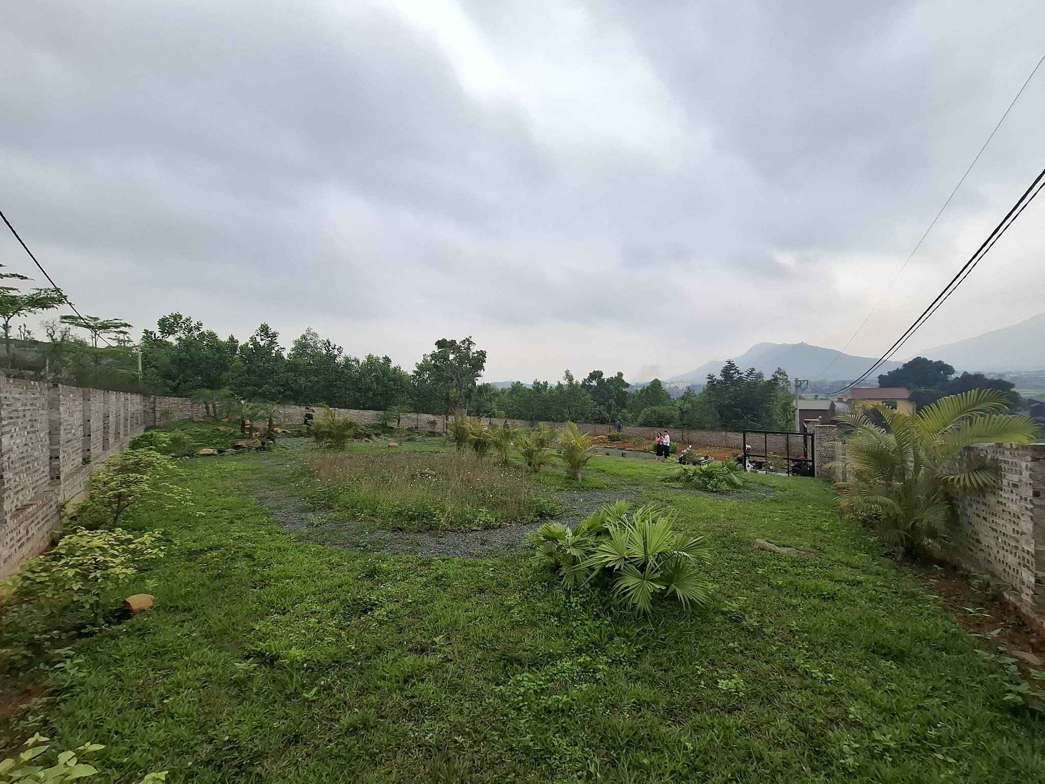 Bán Đất Đường Đồng Âm – Căn Góc View Hồ – Lưng Tựa Núi – Giá Chỉ 14 Triệu/m²