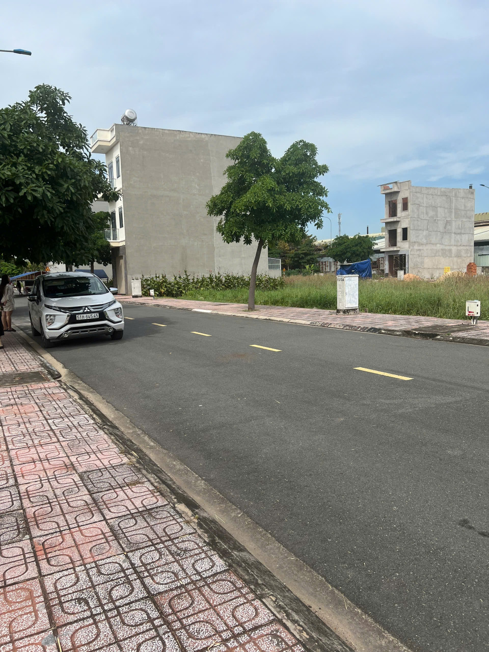 Ngân hàng thanh lí đất nền ngay Mặt Tiền đường DT743 An Phú Bình Dương ,giá cực tốt, sổ hồng riêng