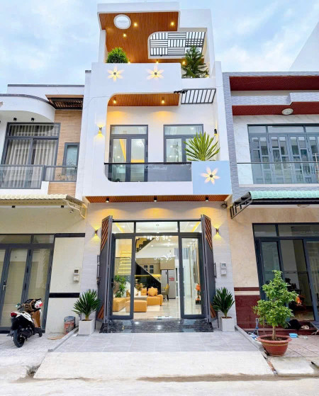 Bán Nhà Mặt Phố Gần Chợ Đông Đô, Thuận An - Bình Dương