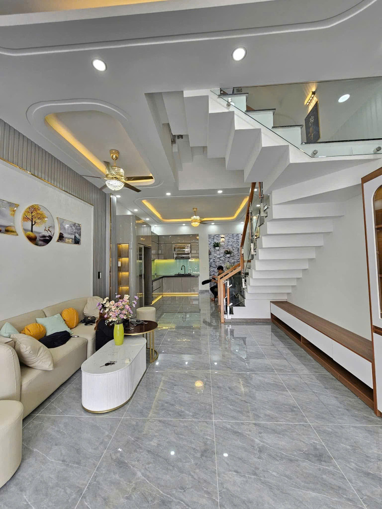chính chủ cần bán gấp nhà