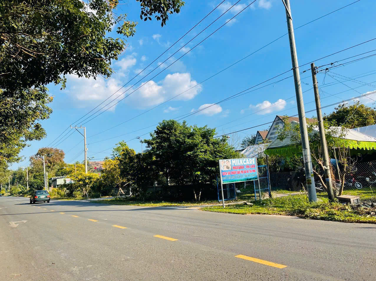 Đất Minh Thạnh-TP.HCM đường nhựa sổ sẵn công chứng ngay.