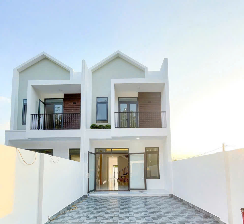 Bán nhà 1 lầu cực đẹp giáp phường Tân Phong, thanh toán 700tr nhận nhà
