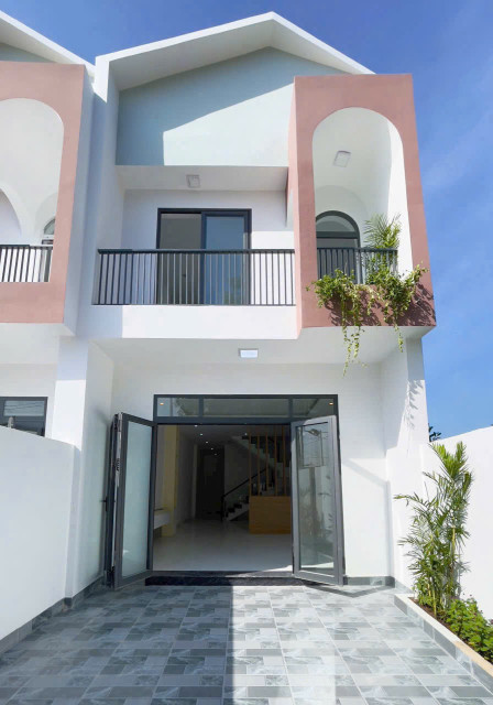 NHÀ LẦU SAU CHỢ THẠNH PHÚ