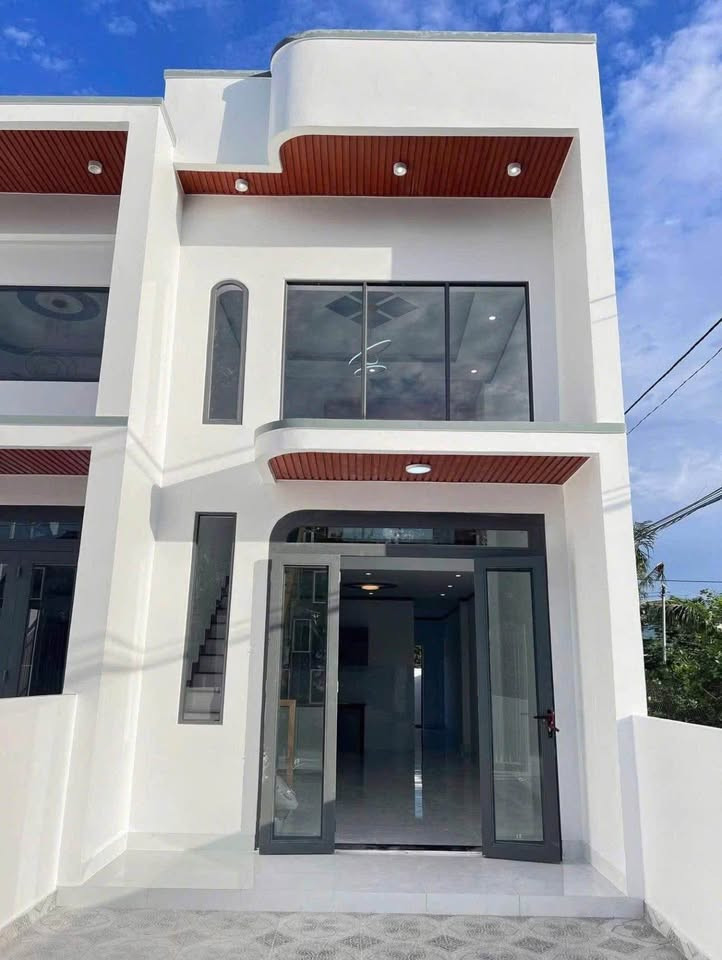 BÁN NHÀ BÌNH HÒA GẦN CÔNG AN TÂN TRIỀU SỔ RIÊNG THỔ CƯ CHỈ 400 TRIỆU NHẬN NHÀ