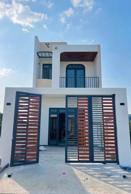Nhà Lầu Sổ Hồng Riêng Full Thổ Cư Có Hỗ Trợ Vay Ngân Hàng Diện Tích 5m x 25m