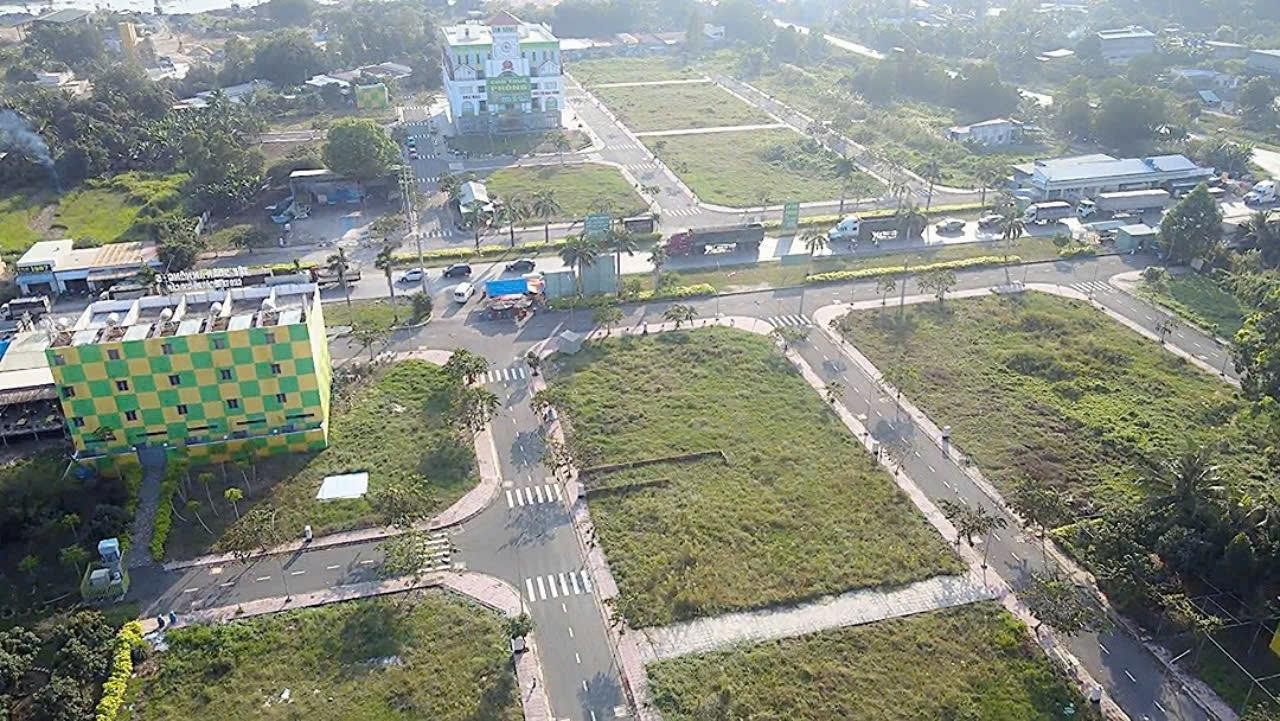 ĐẤT ĐẸP - ĐẦU TƯ SINH LỜI - Chính Chủ Cần Bán Đất Tại Đường ĐT. 830, Xã Hựu Thạnh, Đức Hòa, Long An