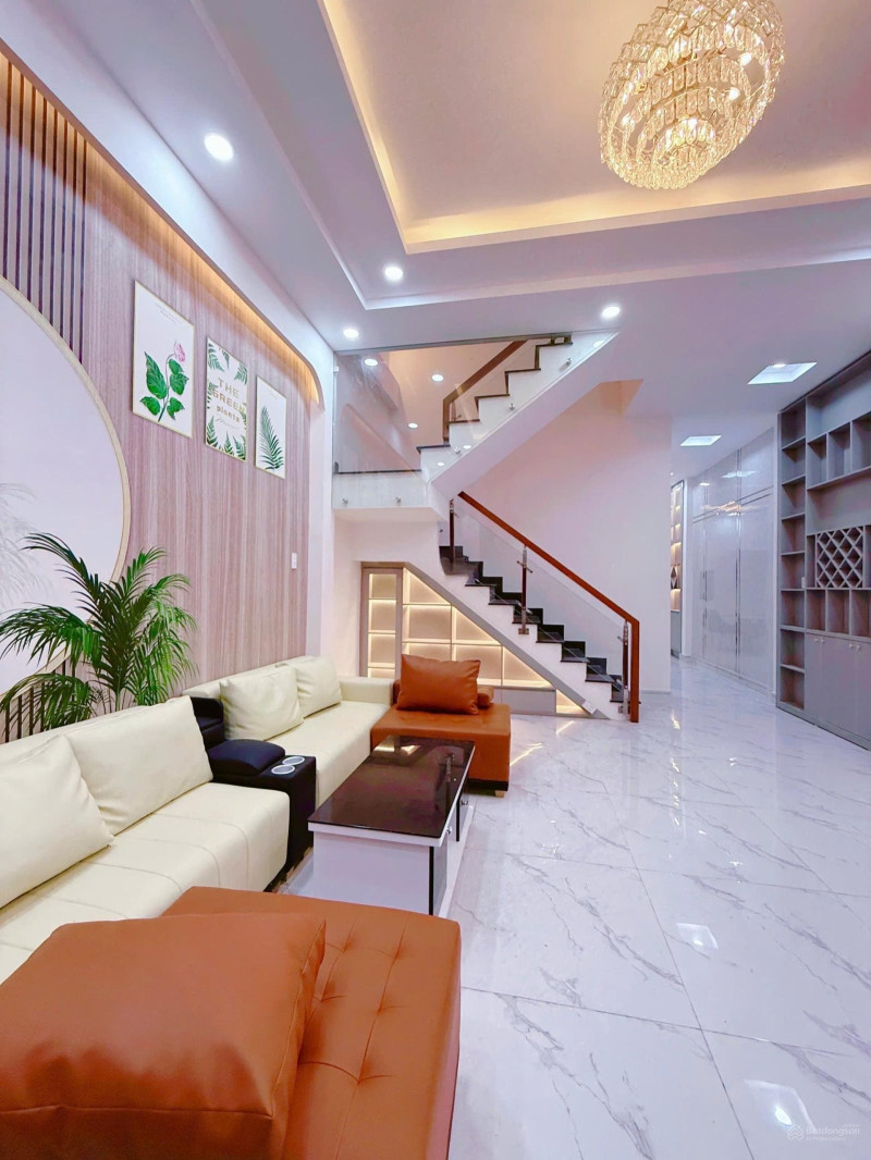🏡 BÁN NHÀ HOÀN CÔNG CẦN GIUỘC MT ĐT835 - CHỈ 1,9 TỶ - NHÀ 2 TẦNG – SHR , ĐẸP Ở NGAY!