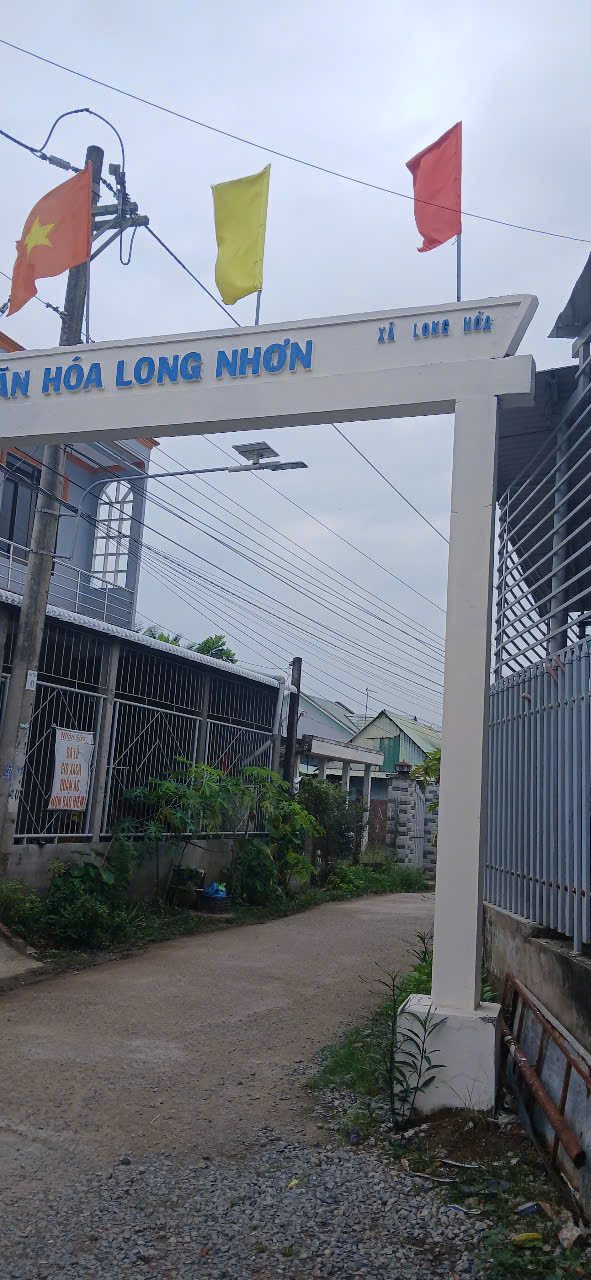 Nhà BÁN TẠP HÓA, có chỗ để xe 7 chỗ, gần cầu An Hóa, Rộng 174m2, full thổ cư.