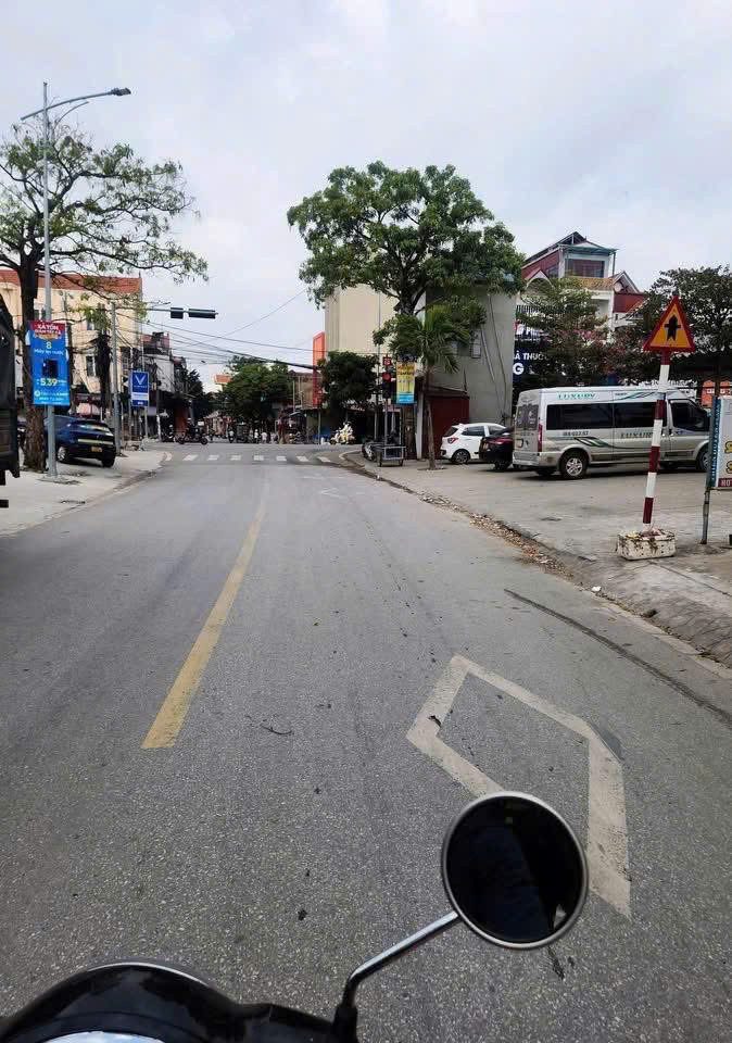 5KH125 CHÍNH CHỦ GỬI BÁN LÔ ĐẤT DUY NHẤT TRÊN TRỤC CHÍNH ĐƯỜNG 361 – TUYẾN HỒI XUÂN TÚ SƠN XUỐNG BÀNG LA 🎡