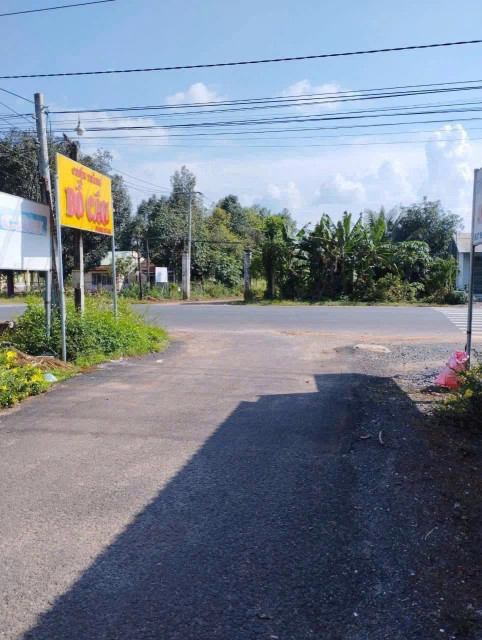 Đất Phường Minh Long Bình Phước mặt tiền nhựa 255m2 thổ cư 50m2