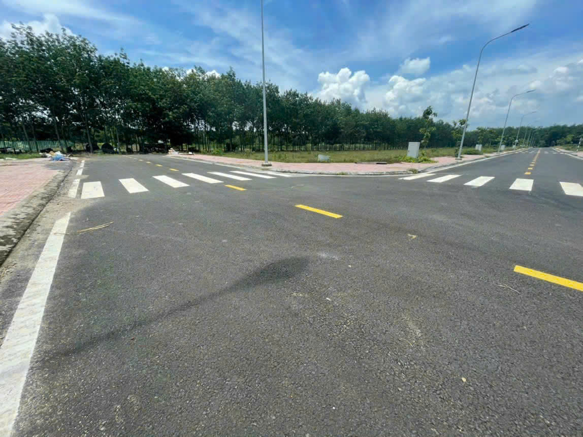 BÁN GẤP LÔ ĐẤT NGAY CHỢ TÂN PHƯỚC, TRỤC ĐƯỜNG DT753, MẶT TIỀN ĐƯỜNG NHỰA 5, 10 MÉT GIÁ CHỈ 290TR