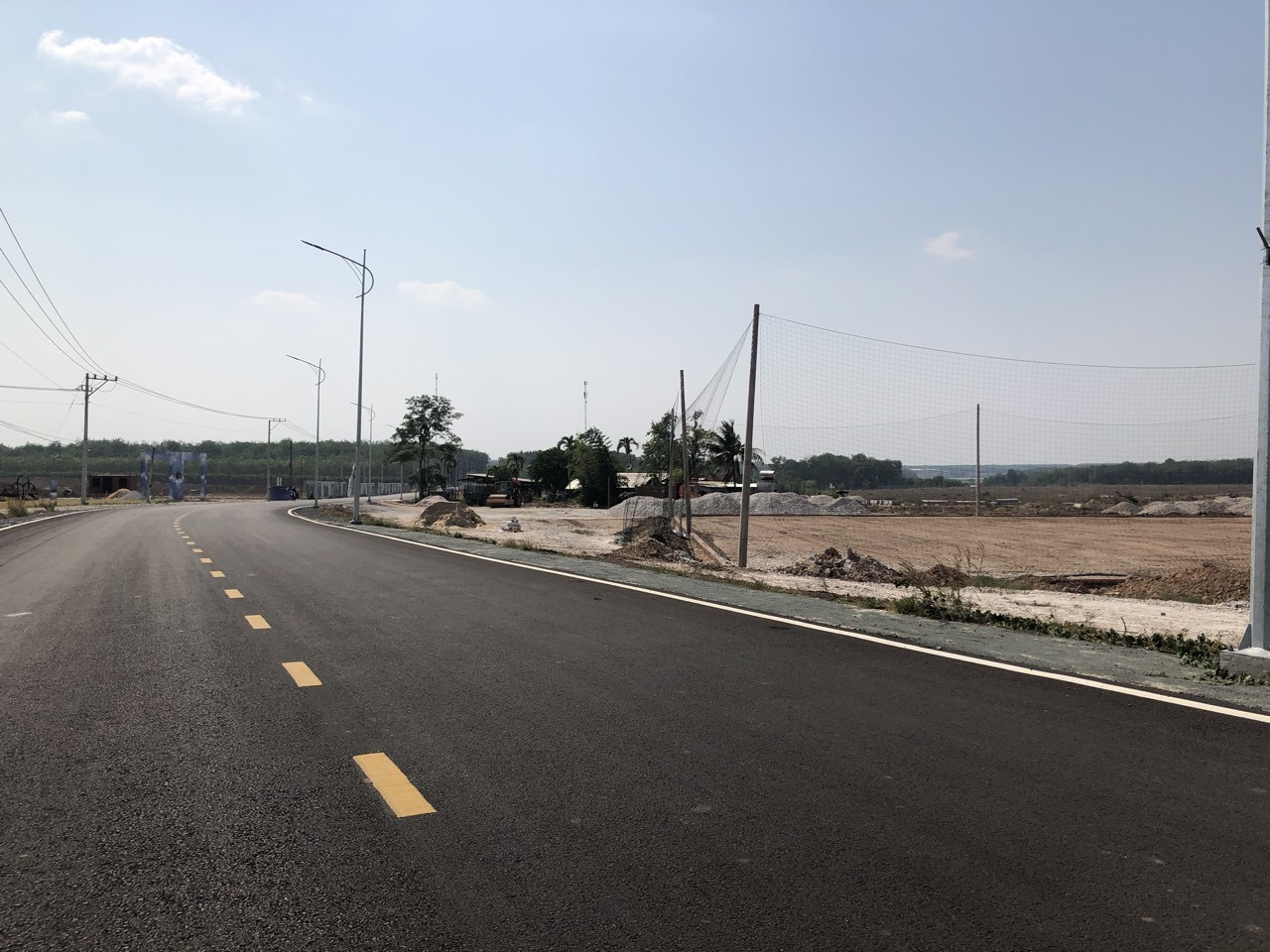 Bán 2 sào (2.250m2) 50m mặt tiền nhựa chơn thành chỉ 890 triệu