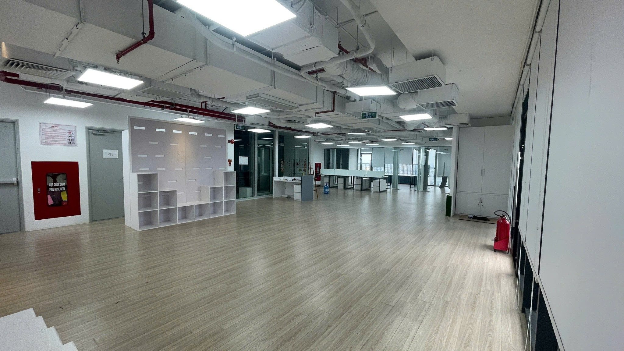 Cho thuê văn phòng đường 30/4 - 115m2