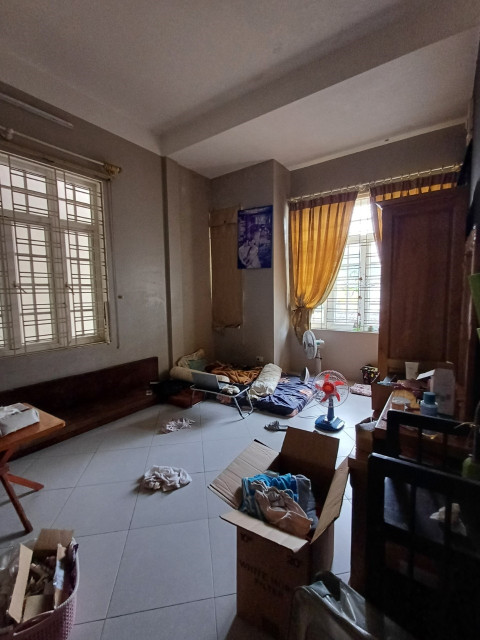 # Mặt Tiền Đường 30 Tháng 4, 160m2, nhà 3 tầng cứng cáp, 7 Phòng rộng, 17.x tỷ