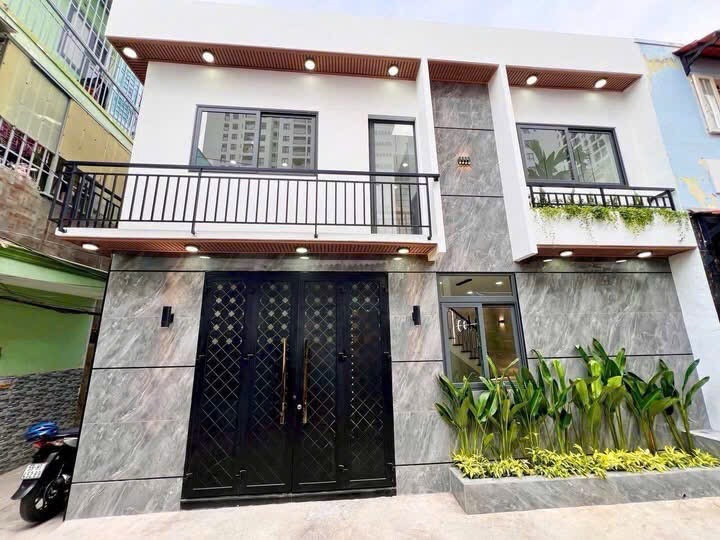 BÁN NHÀ SÁT HXH LÂM VĂN BỀN QUẬN 7, 50M2 NHỈNH 5 TỶ, HOÀN CÔNG