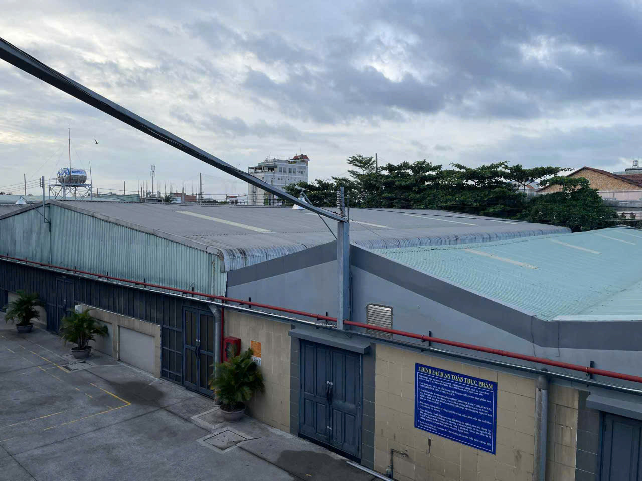 CHO THUÊ KHO 1000- - 2000m2 TẠI LINH ĐÔNG THỦ ĐỨC
