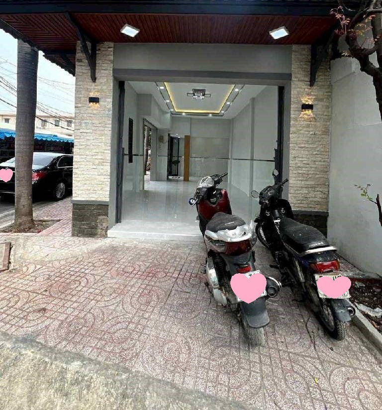 Bán nhà mặt tiền Dương Bá Cung, 30m2, sát khu Tên Lử, cho thuê 16tr/th - giá chỉ hơn 3 tỷ