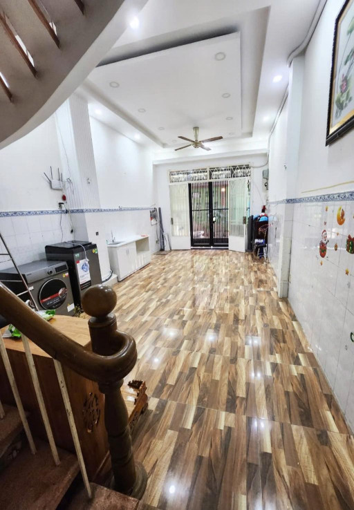 Nhà bán - P. Rạch Ông, 4 tầng, BTCT - nhỉnh 11 tỷ,  hẻm xe tải 109 Dương Bá Trạc - Quận 8 - ngang 5m, 4 tầng, BTCT - nhỉnh 11 tỷ