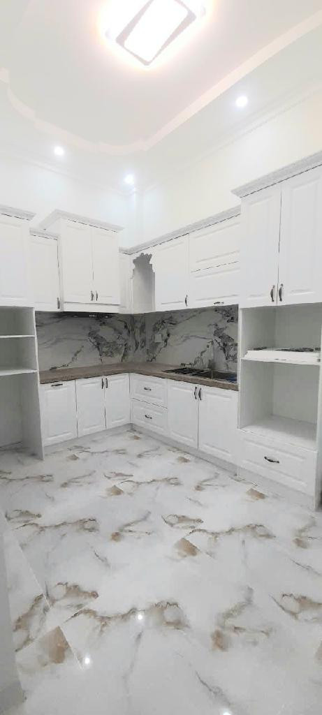 Bán gấp nhà phố mặt tiền, giá rẻ, P. Rạch Ông, Q.8, Dương Bá Trạc