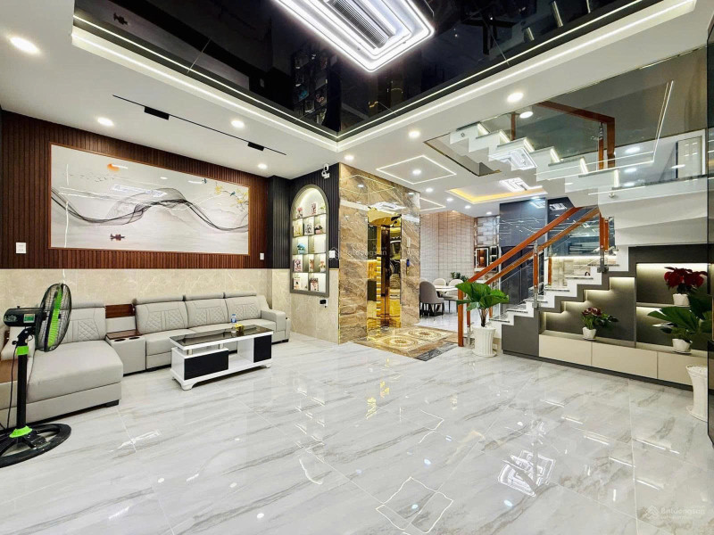Dưới 3 tỷ có nhà đẹp ngay mặt tiền Quốc lộ 1K, Linh Xuân, Thủ Đức, sổ riêng - Gần chợ Linh Xuân