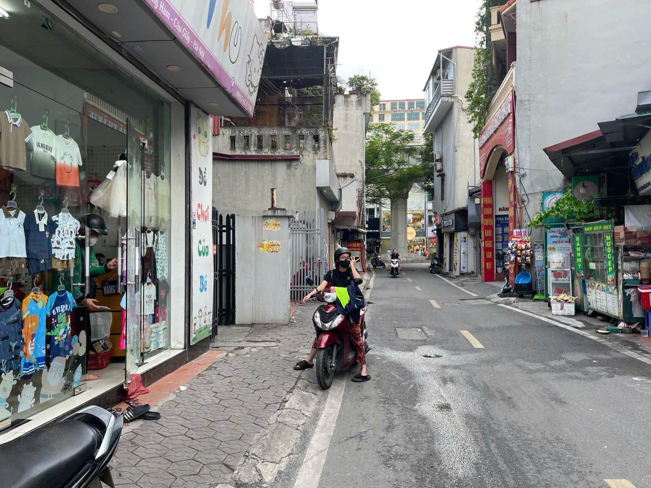 MẶT PHỐ DƯƠNG QUẢNG HÀM KINH DOANH - ĐẦU TƯ - GẦN ĐƯỜNG CẦU GIẤY