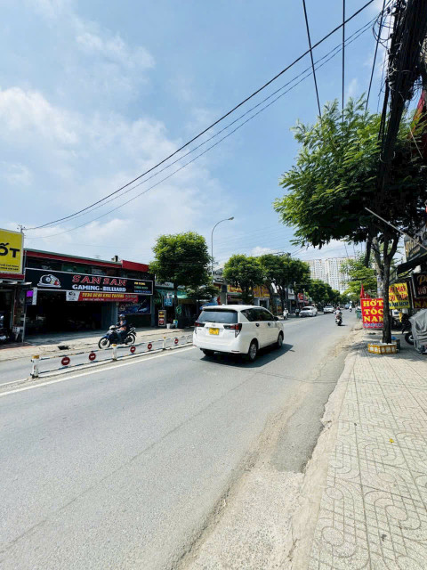 NHÀ MẶT TIỀN DƯƠNG THỊ MƯỜI (5X30), GẦN BV QUẬN 12 2 TẤM GIÁ SIÊU HỜI