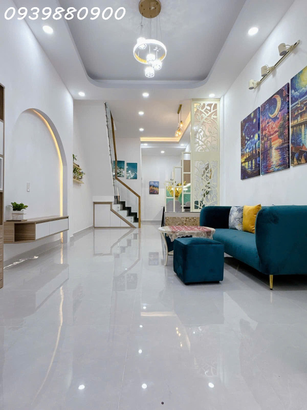 Duy Tân, Phú Nhuận - 38m2 - 5,35Tỷ.
-