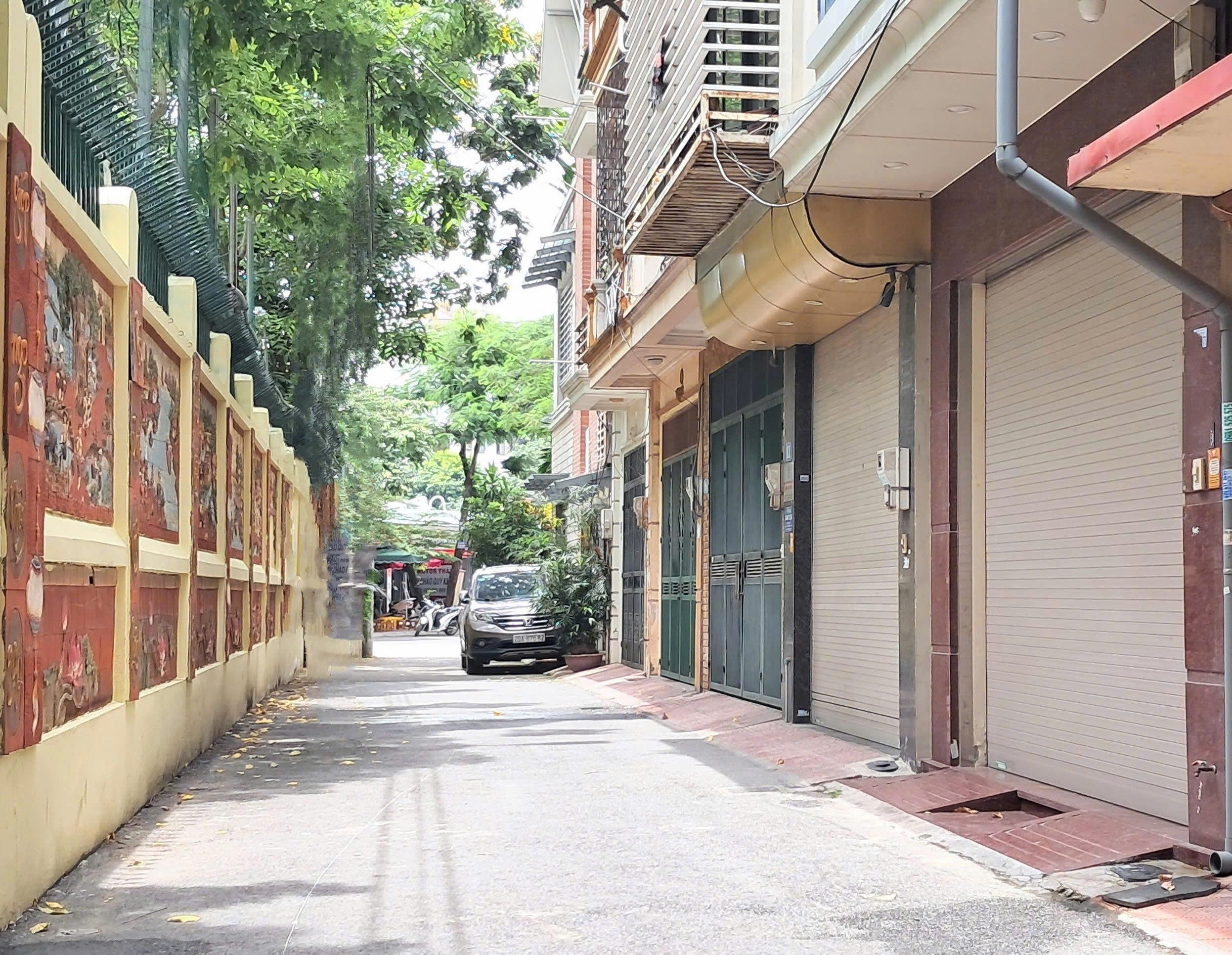 Cho thuê nhà PL, Ô TÔ ở Duy Tân, Cầu Giấy 50M x 4T (4 ngủ) giá 18 triệu