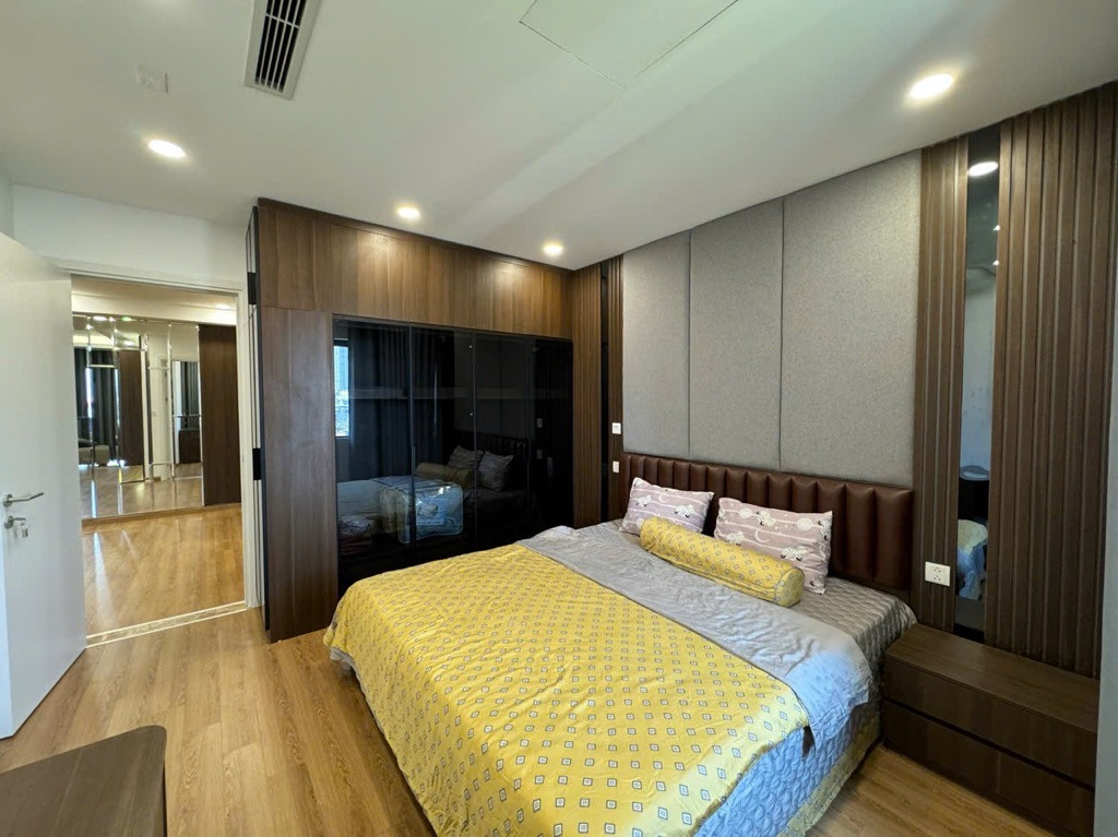 CĂN HỘ CC CAO CẤP DUY TÂN 90M2X1T - 7 TỶ - OTO NGỦ TRONG NHÀ - THANG MÁY - KINH DOANH SANG