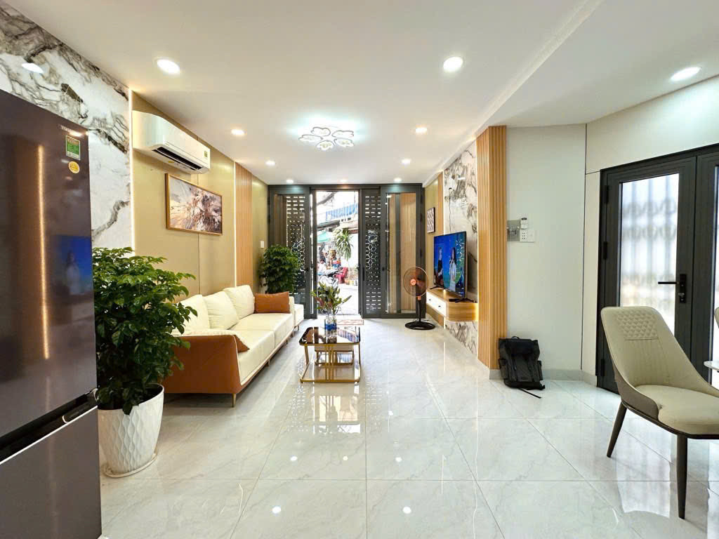 MẶT TIỀN KINH DOANH DUY TÂN PHÚ NHUẬN  - 36M2, 2 TẦNG - XE HƠI - GIÁ CHỈ 6.3 TỶ