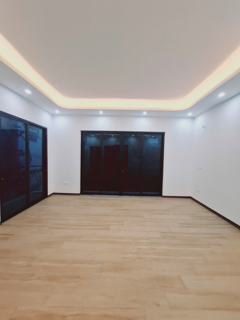 Nhà ngõ 90 Gia quất ngay gần Homeland, dự án Him Lam 39m x 5T, MT 5m, Lô Góc thoáng sáng chỉ nhỉnh 9 tỷ 1 còn tl. LH 0936123469