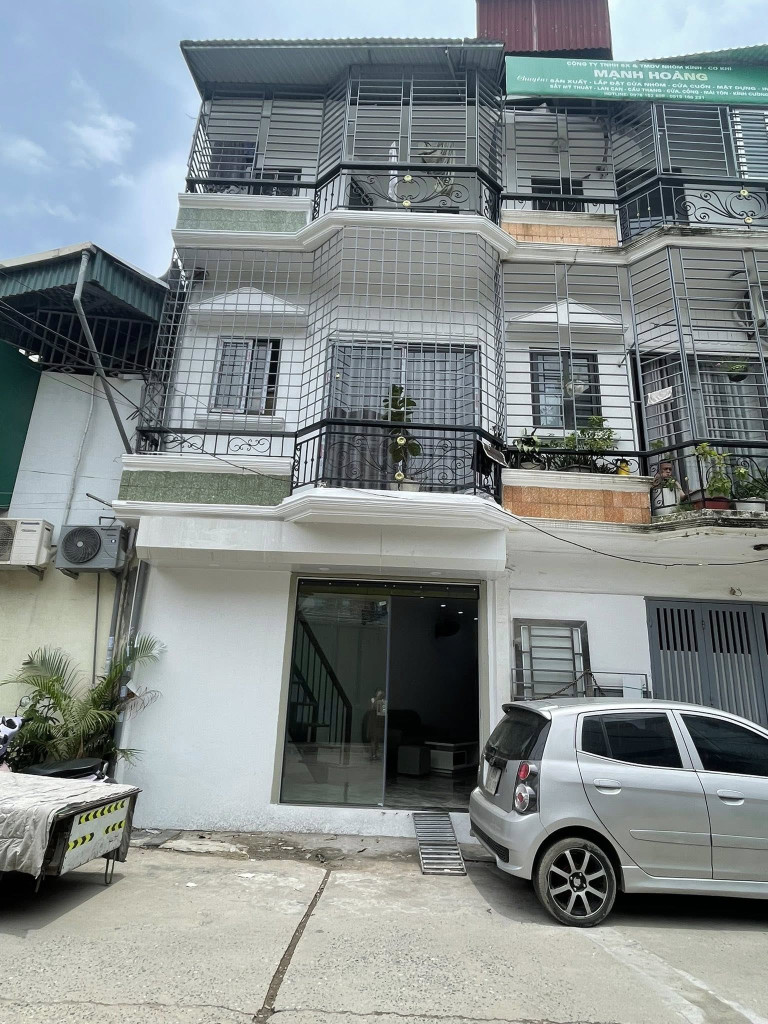 Đ/C : 12XX  - GIẢI PHÓNG - HOÀNG MAI - HN