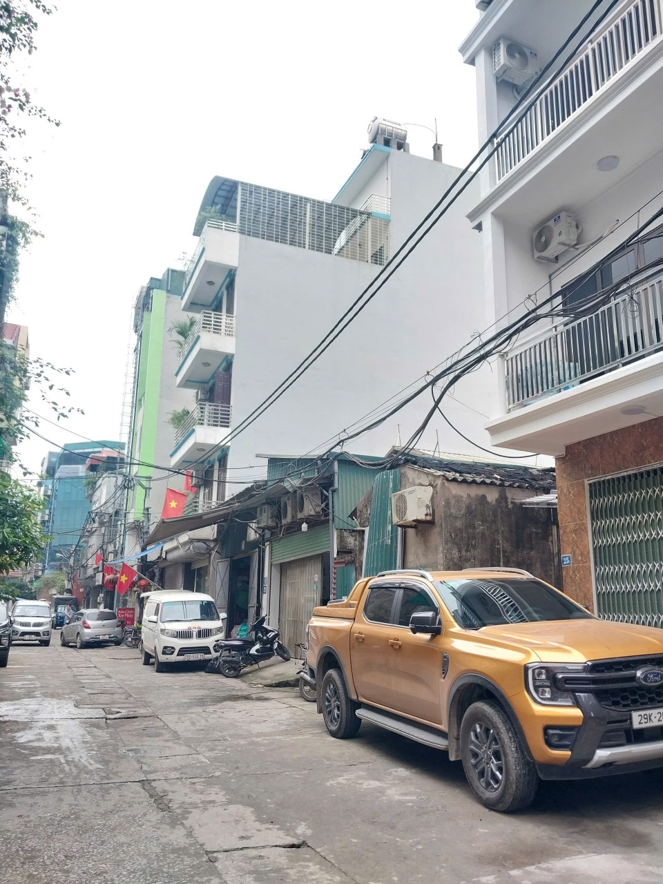 ĐÁNG CHÚ Ý! NHÀ ĐẸP GIẢI PHÓNG, KIM ĐỒNG. Ô TÔ VÀO NHÀ DT rộng 51m 5T hơn 10 tỷ