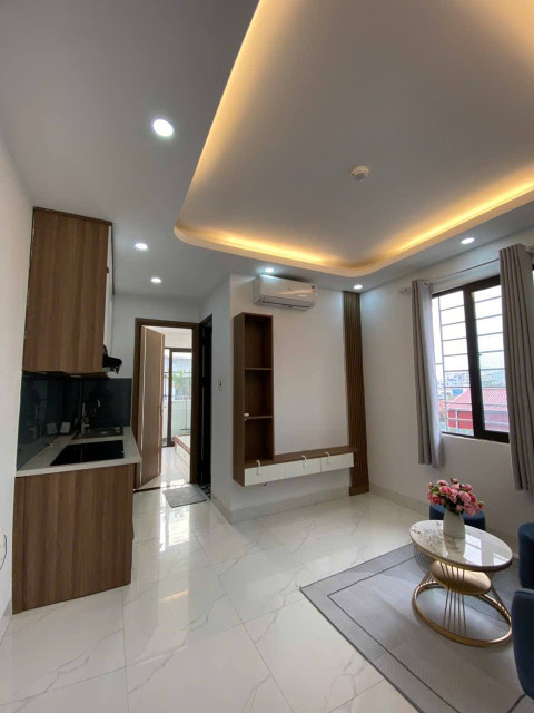 Bán căn hộ chung cư Giải Phóng 50m2, 2 ngủ, 1.93 tỷ