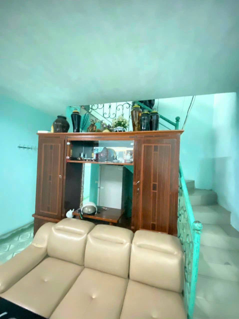 Cho Thuê nhà tại ngõ Giải Phóng, 50m2* 2 tầng, 2 ngủ, 2 vệ sinh, 7.5 Triệu