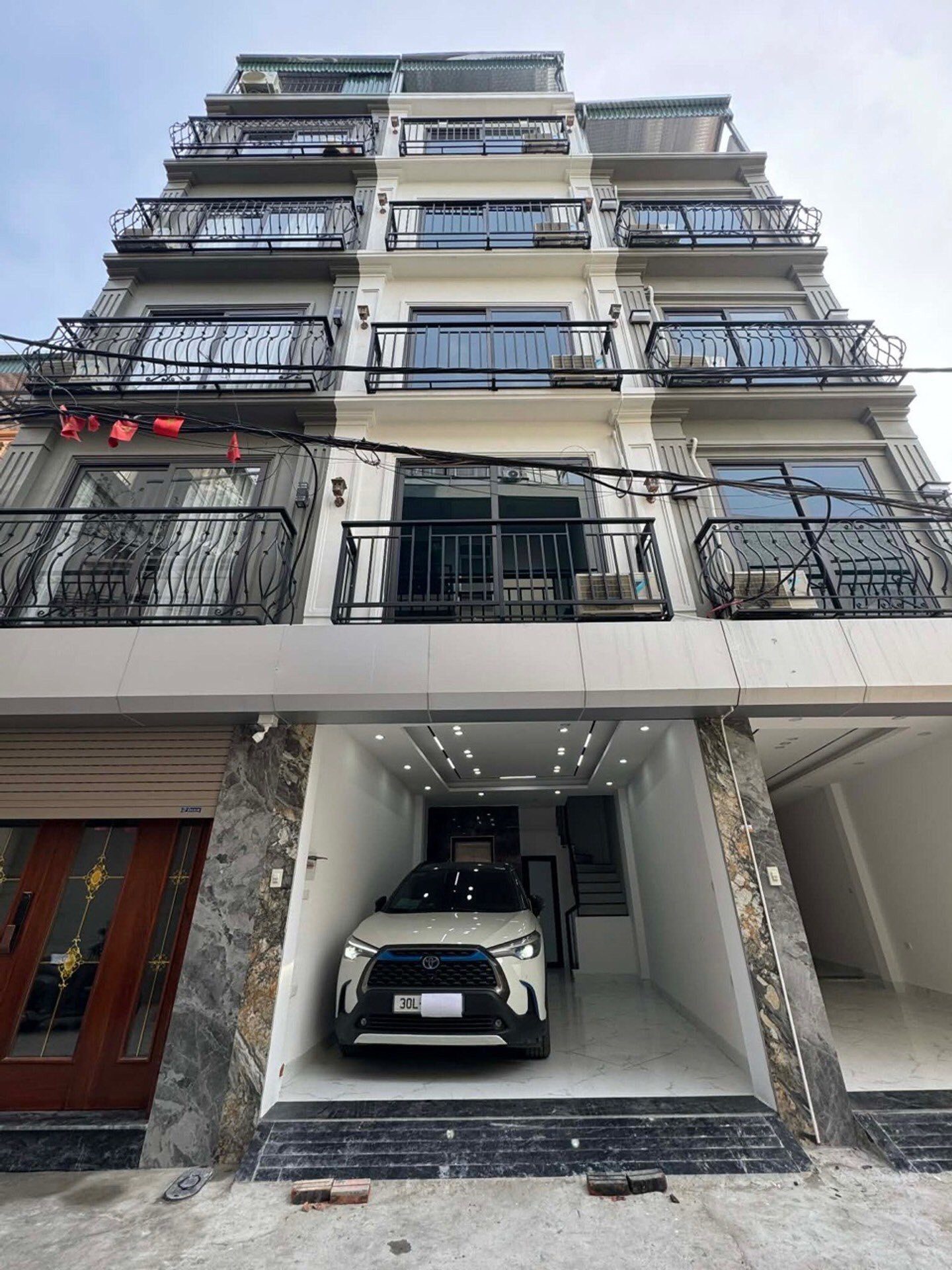 Giải phóng, không quy hoạch, 6 tầng thang máy, ô tô vào nhà, ngõ thông kinh doanh, 80m2, 25.7 tỷ