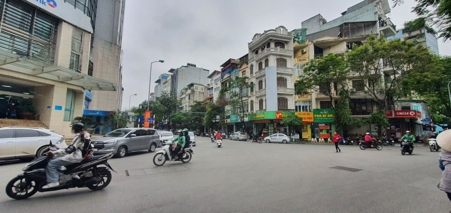 CHO THUÊ NHÀ 2 MẶT – MẶT PHỐ GIANG VĂN MINH – NGÃ 3 ĐẮC ĐỊA